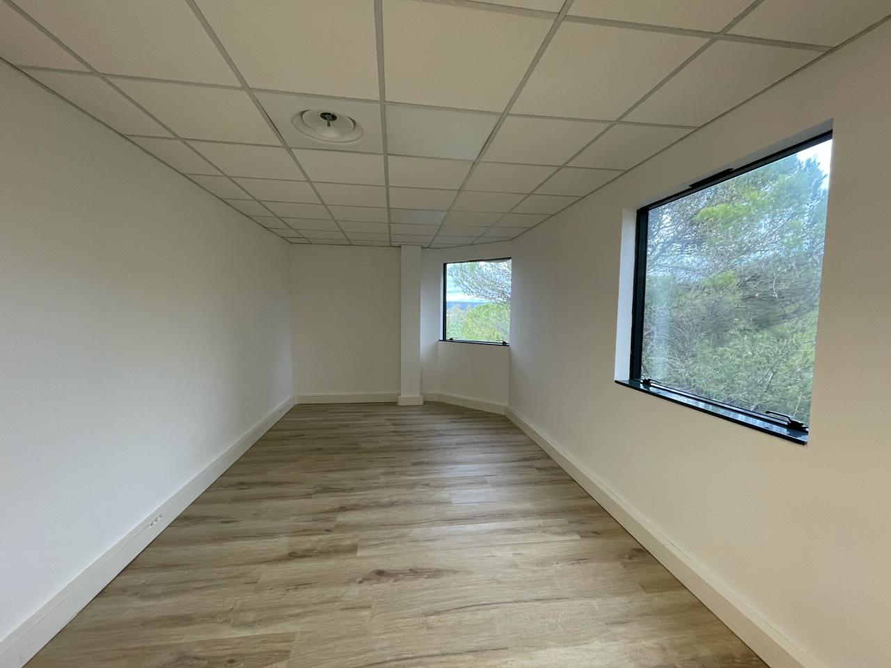 Bureau Aix-en-Provence 160m² Location bureau Aix-en-Provence Bouches-du-Rhône OLBUR2115090 6